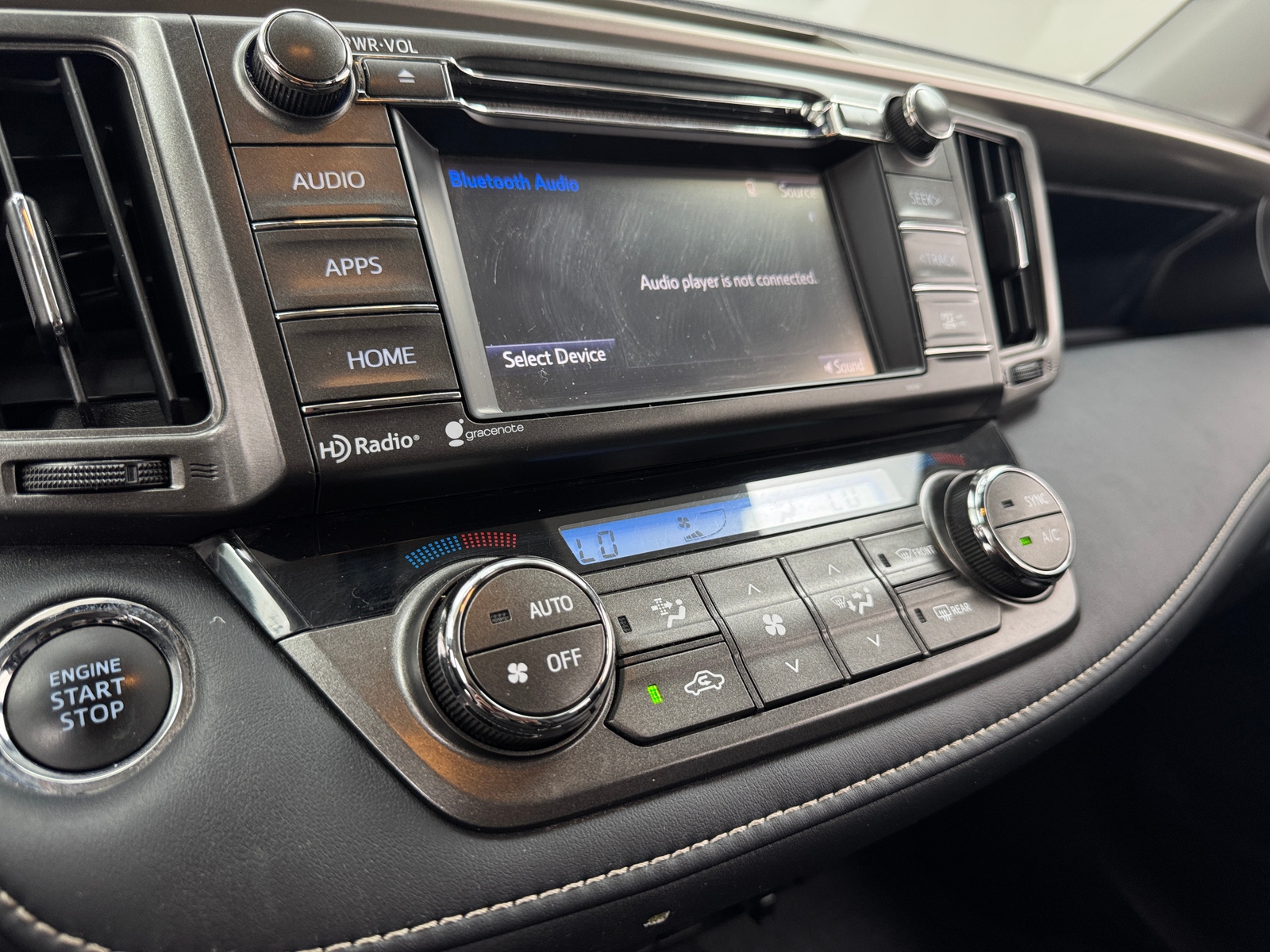 Thumbnail: 2015 Toyota RAV4 - 3
