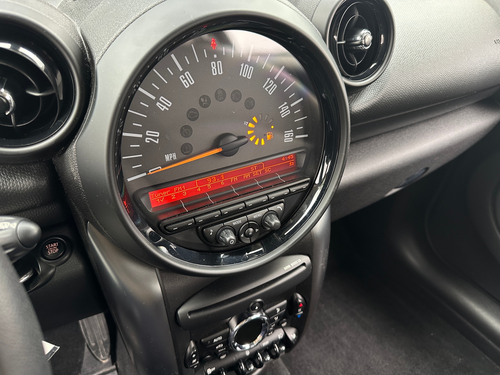 Thumbnail: 2016 MINI Cooper Countryman - 3