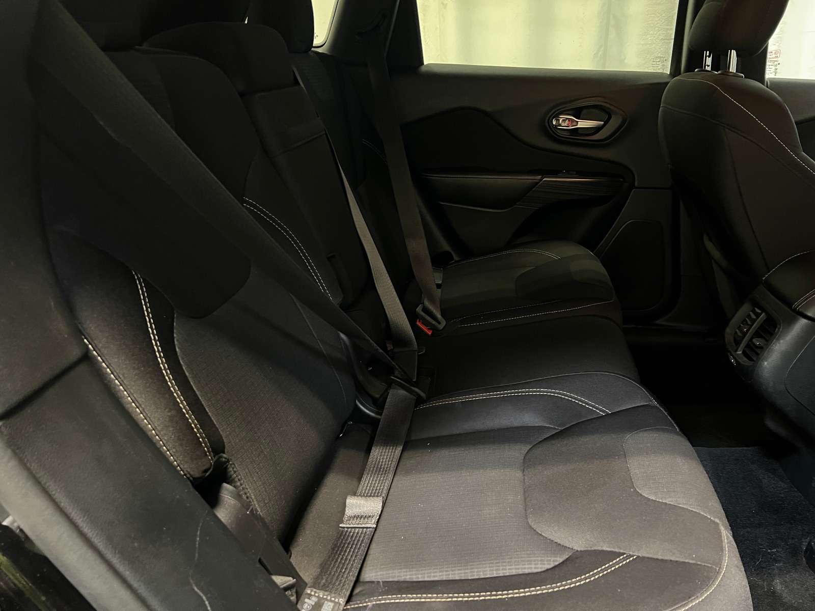 Thumbnail: 2015 Jeep Cherokee - 6