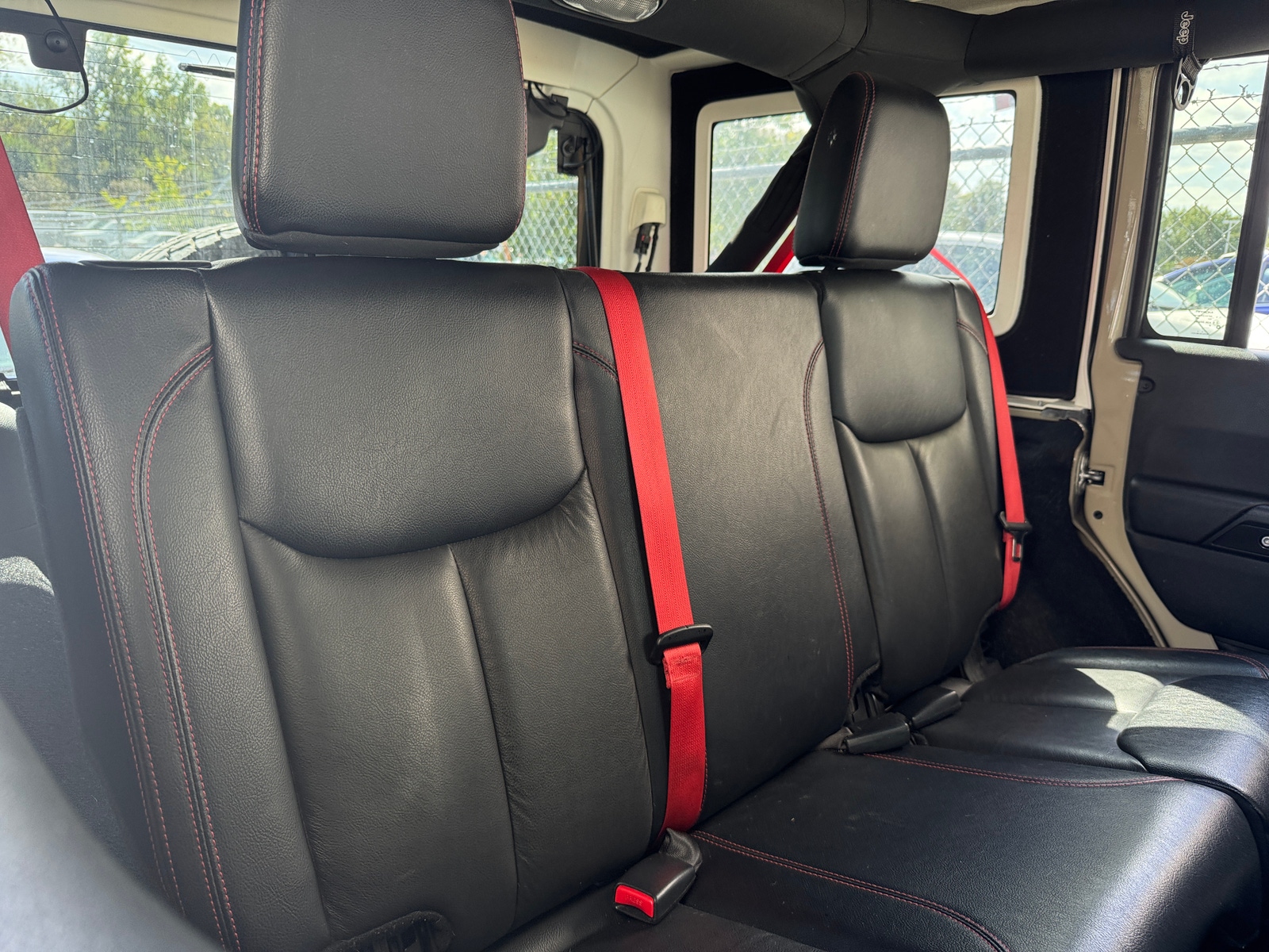Thumbnail: 2017 Jeep Wrangler - 5