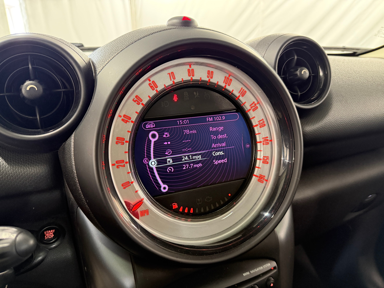 Thumbnail: 2014 MINI Cooper Countryman - 3
