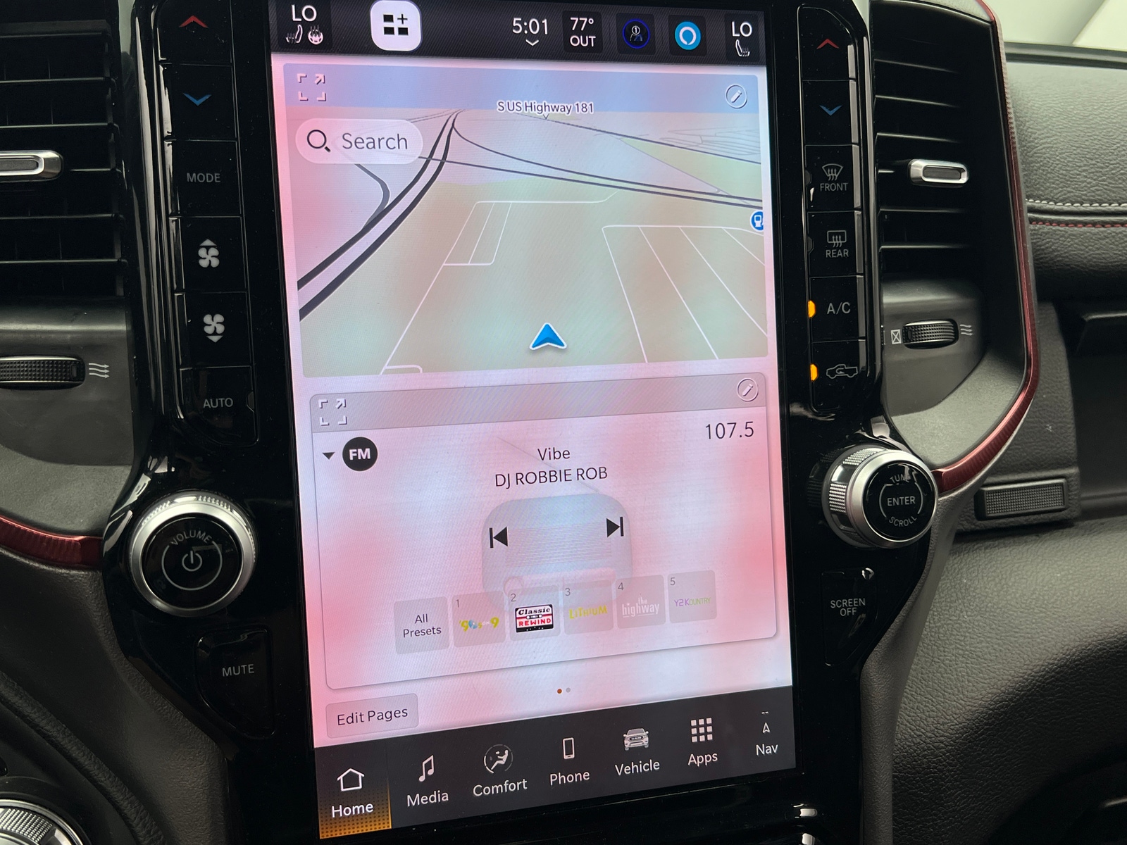 Thumbnail: 2025 RAM 1500 - 3