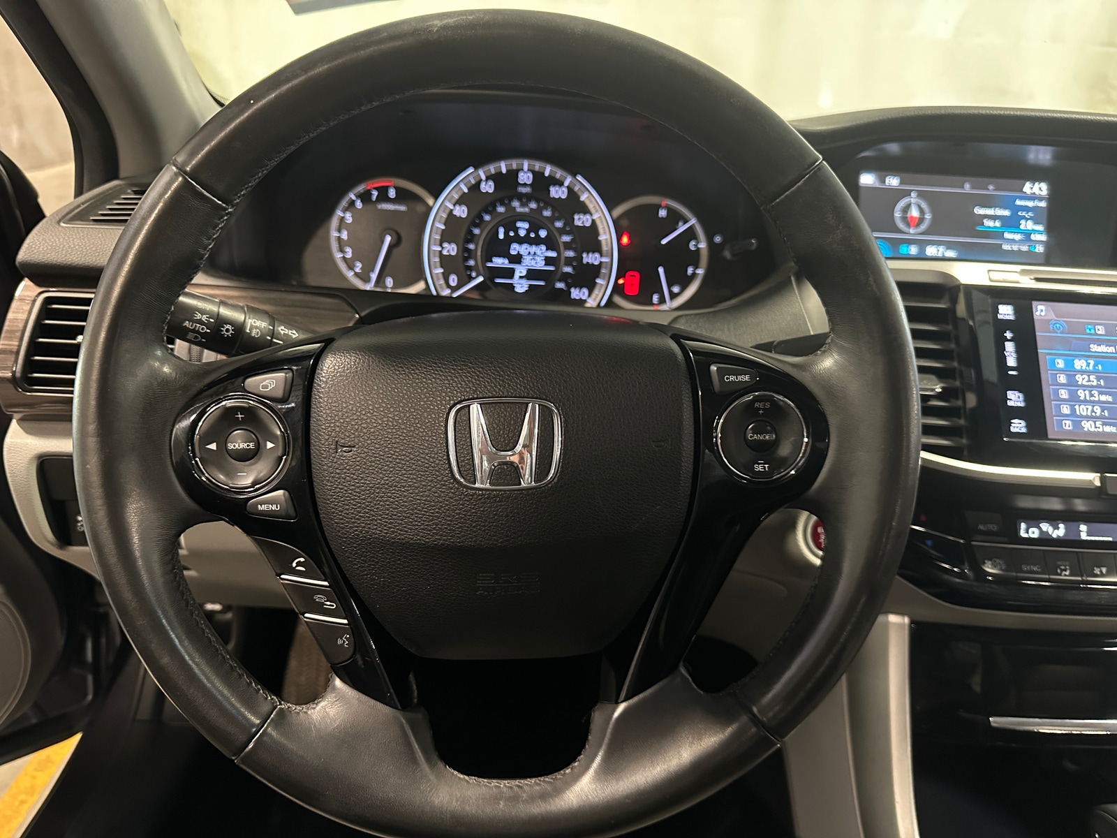 Thumbnail: 2017 Honda Accord - 4