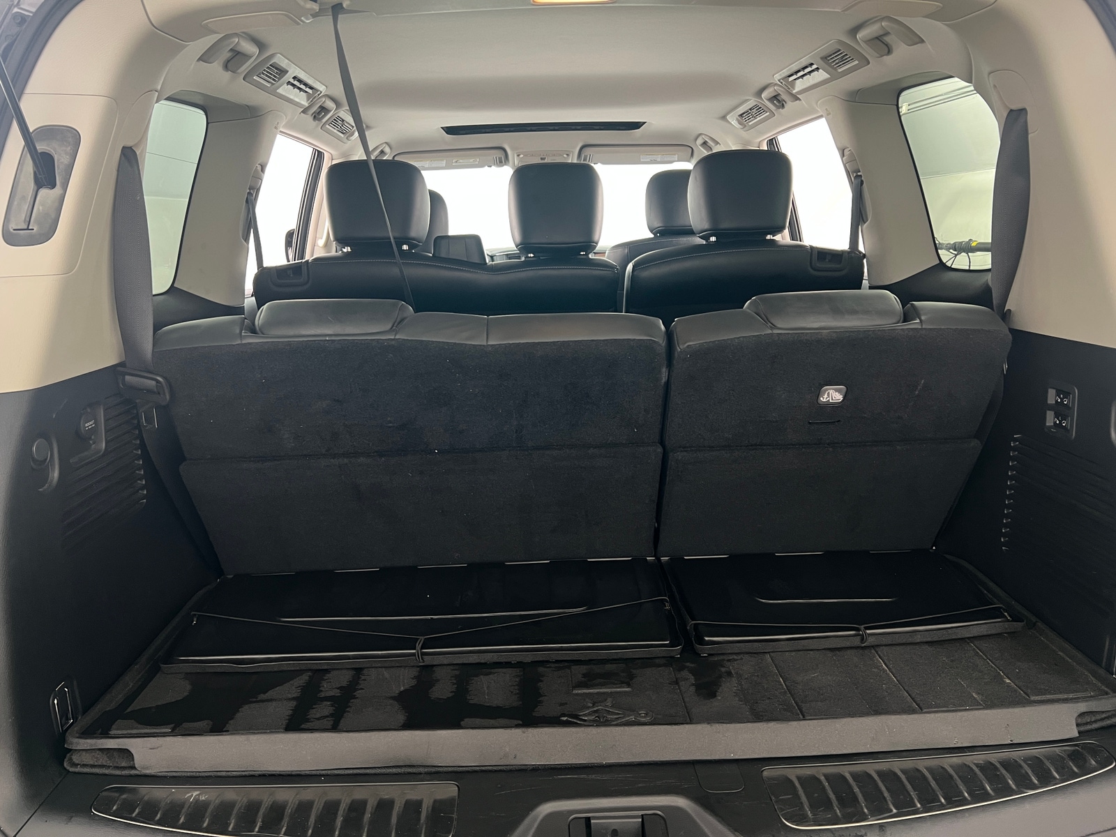 Thumbnail: 2019 INFINITI QX80 - 6