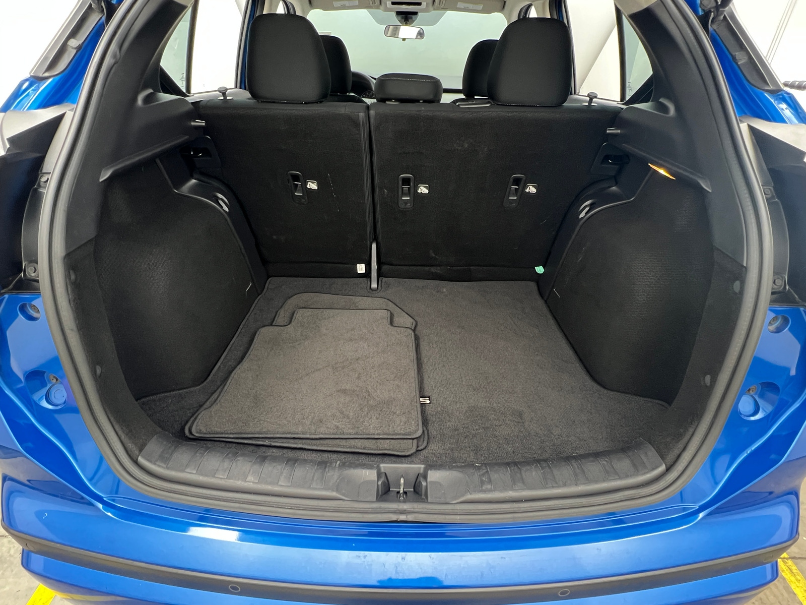 Thumbnail: 2024 Nissan Kicks - 7