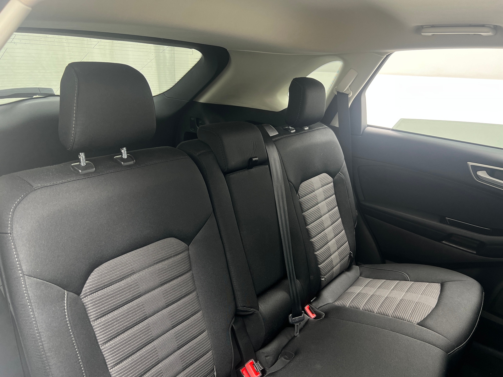 Thumbnail: 2019 Ford Edge - 6