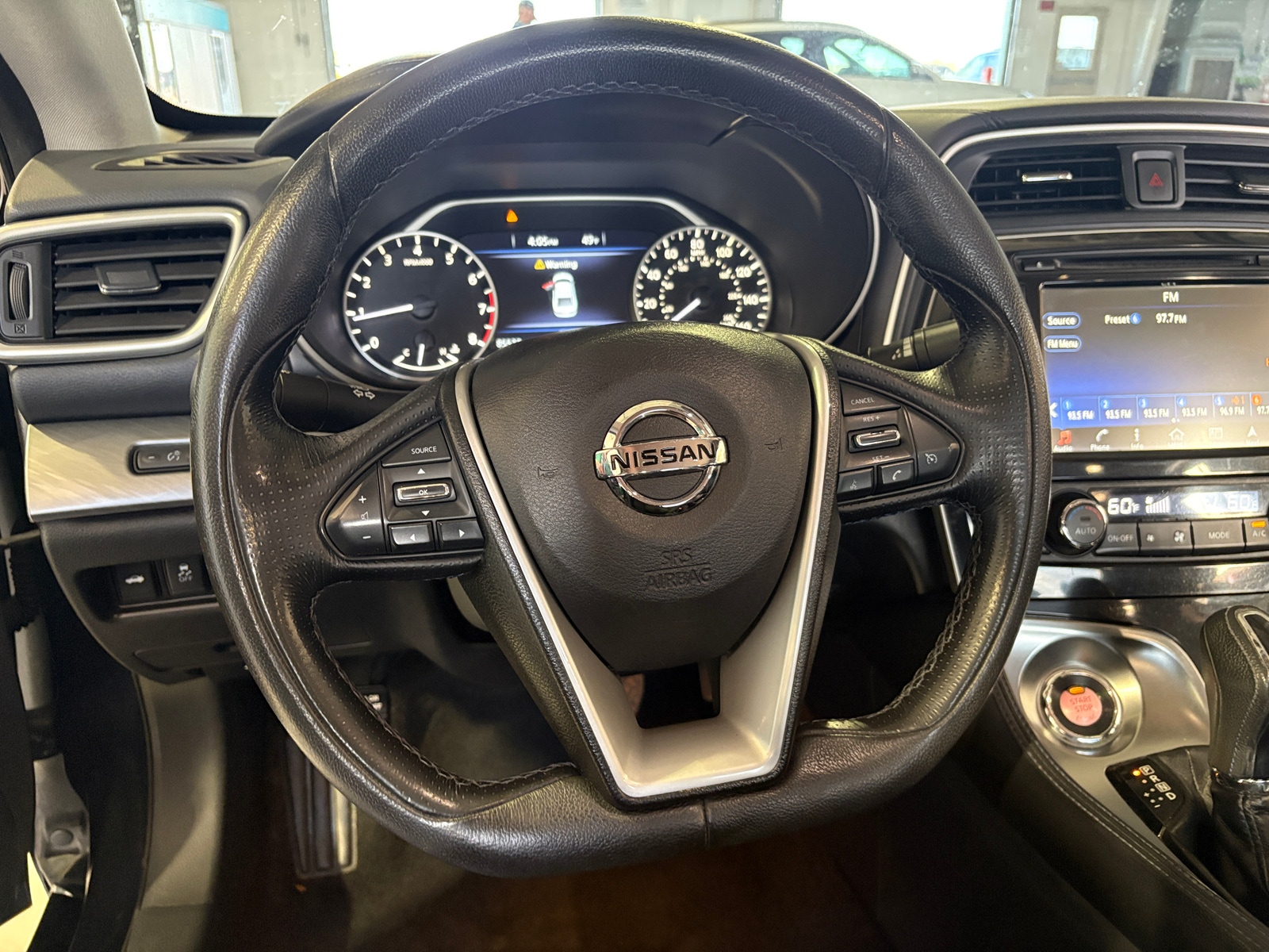 Thumbnail: 2017 Nissan Maxima - 5