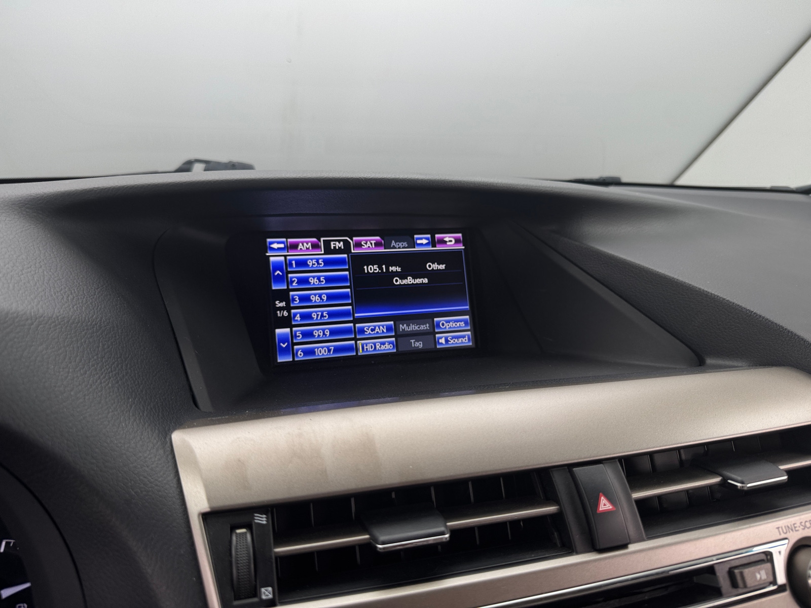 Thumbnail: 2015 Lexus RX - 4