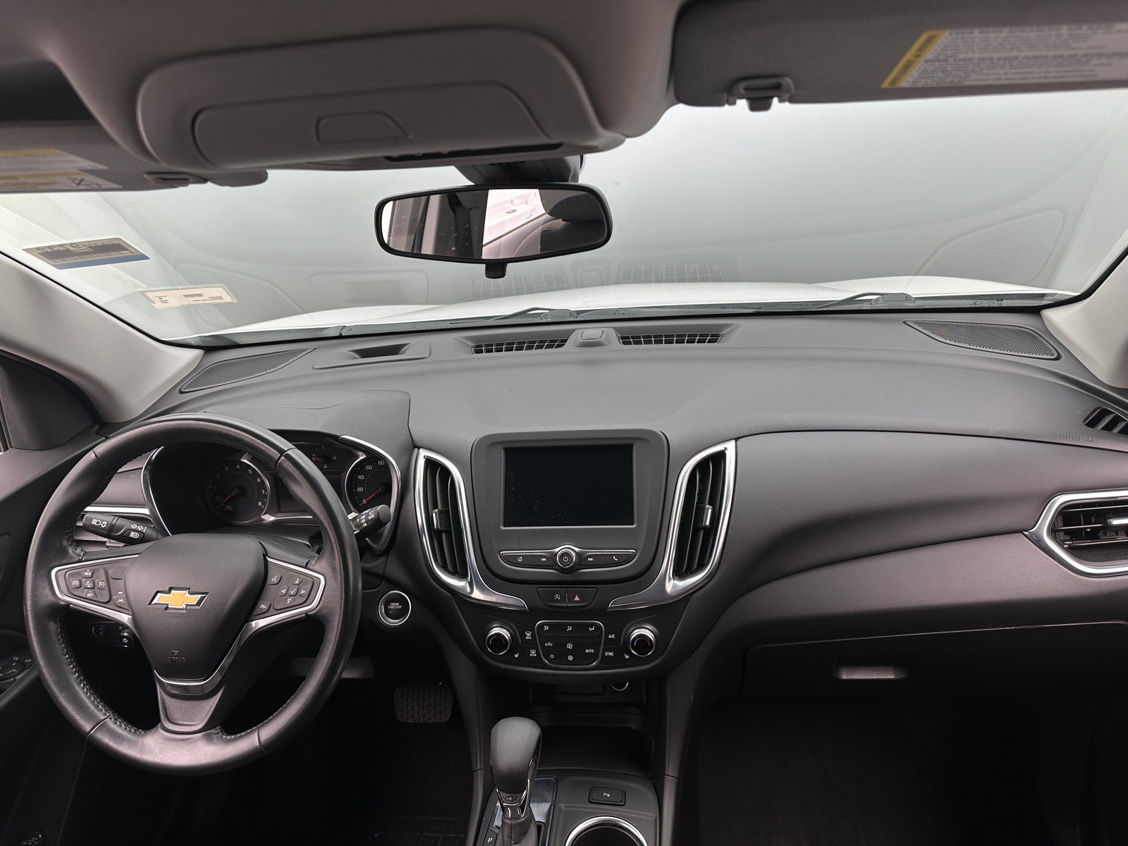Thumbnail: 2022 Chevrolet Equinox - 3