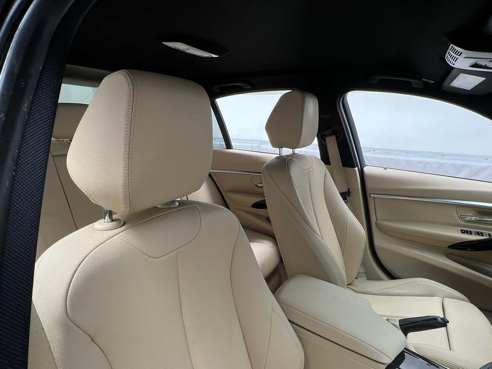 Thumbnail: 2016 BMW 3 Series - 2