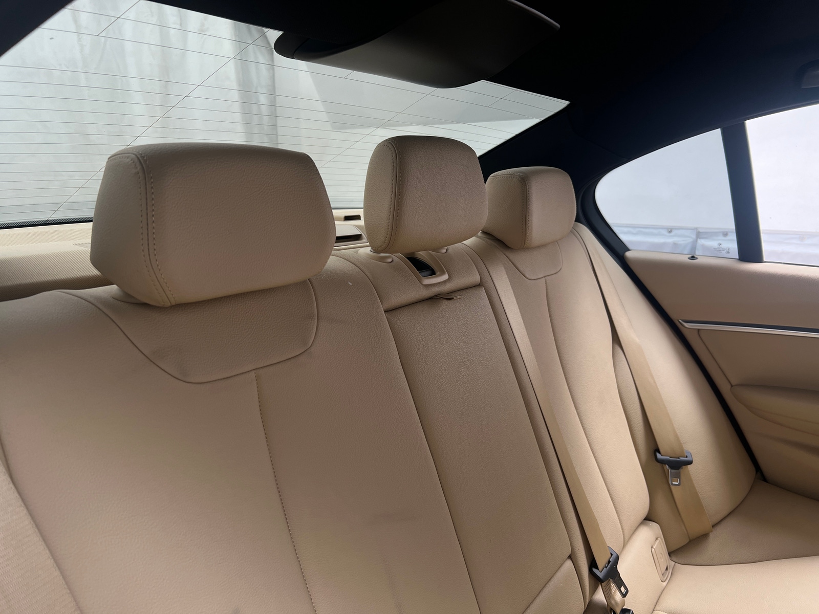 Thumbnail: 2016 BMW 3 Series - 6