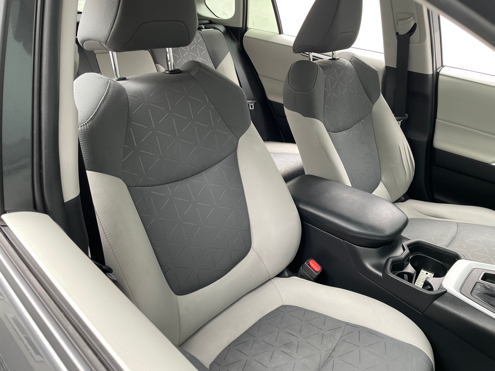 Thumbnail: 2021 Toyota RAV4 - 2