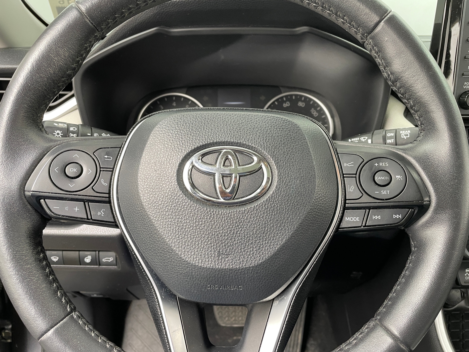 Thumbnail: 2021 Toyota RAV4 - 5