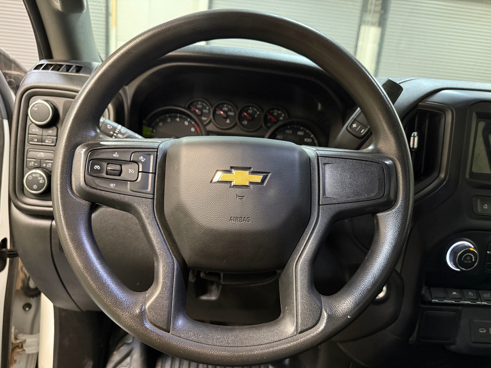 Thumbnail: 2023 Chevrolet Silverado 1500 - 5