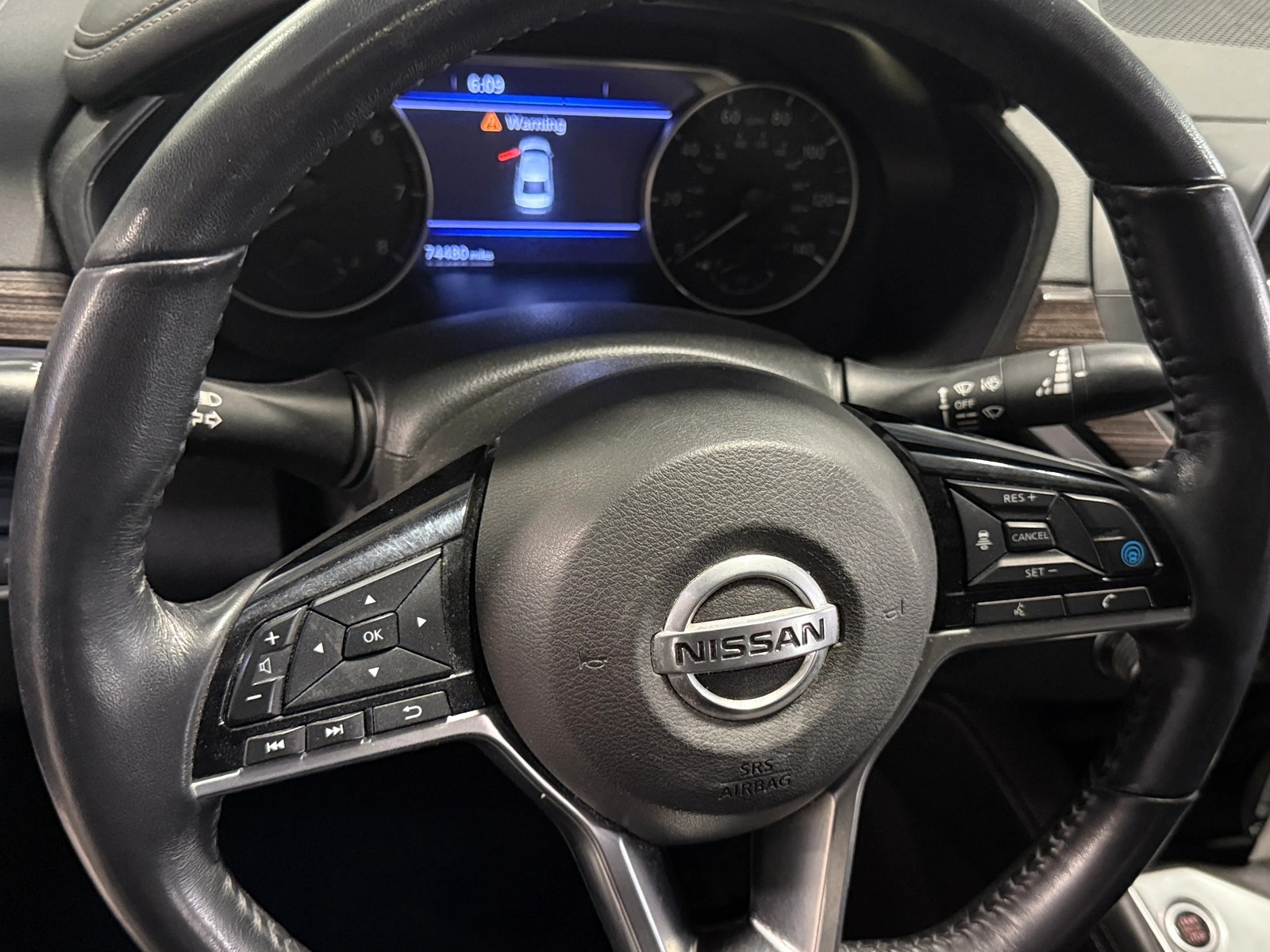 Thumbnail: 2019 Nissan Altima - 4