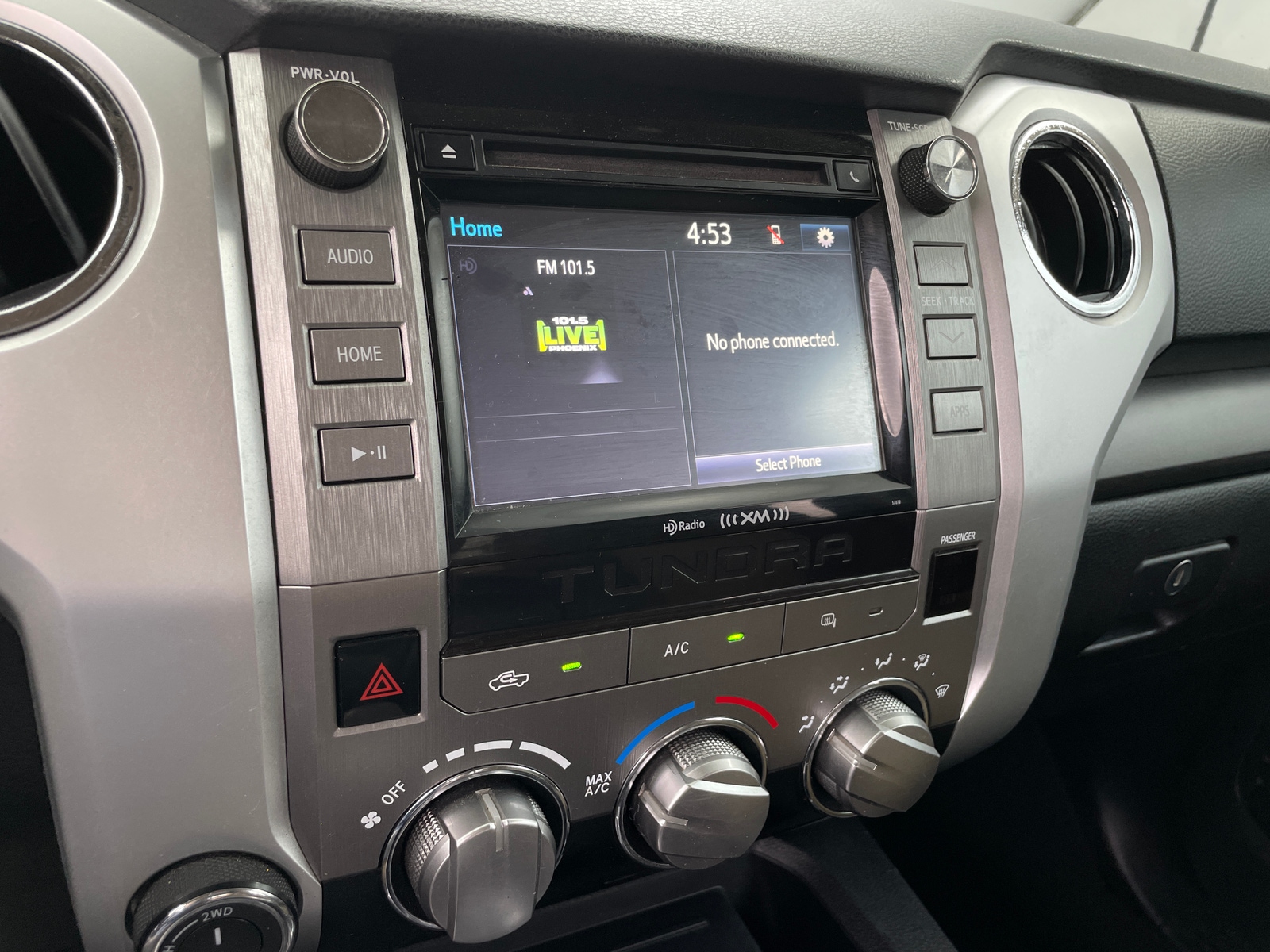 Thumbnail: 2015 Toyota Tundra - 4