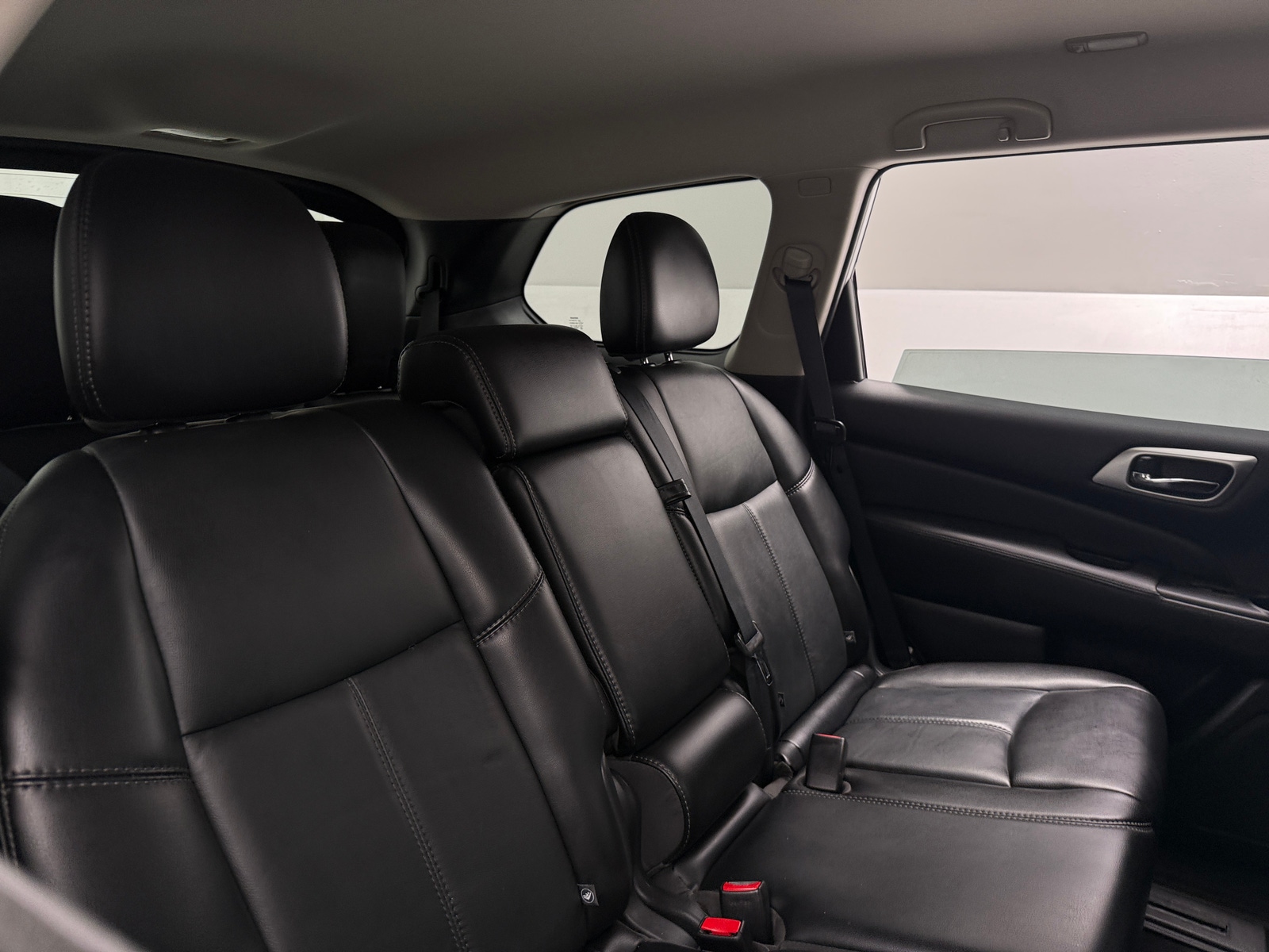 Thumbnail: 2017 Nissan Pathfinder - 5