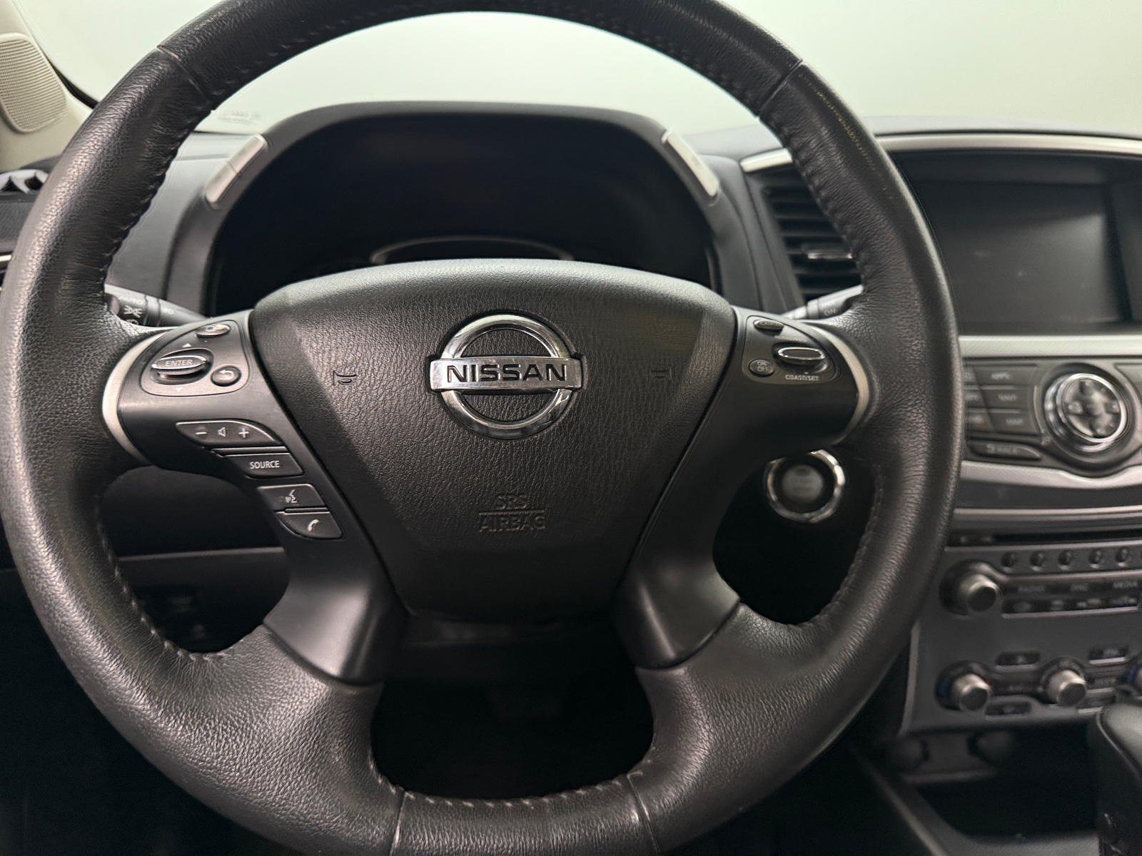 Thumbnail: 2017 Nissan Pathfinder - 4