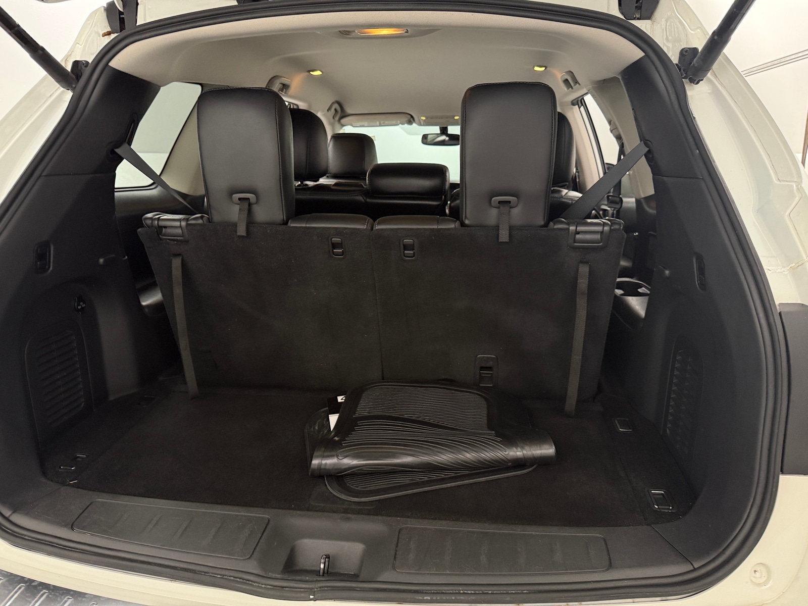 Thumbnail: 2017 Nissan Pathfinder - 6