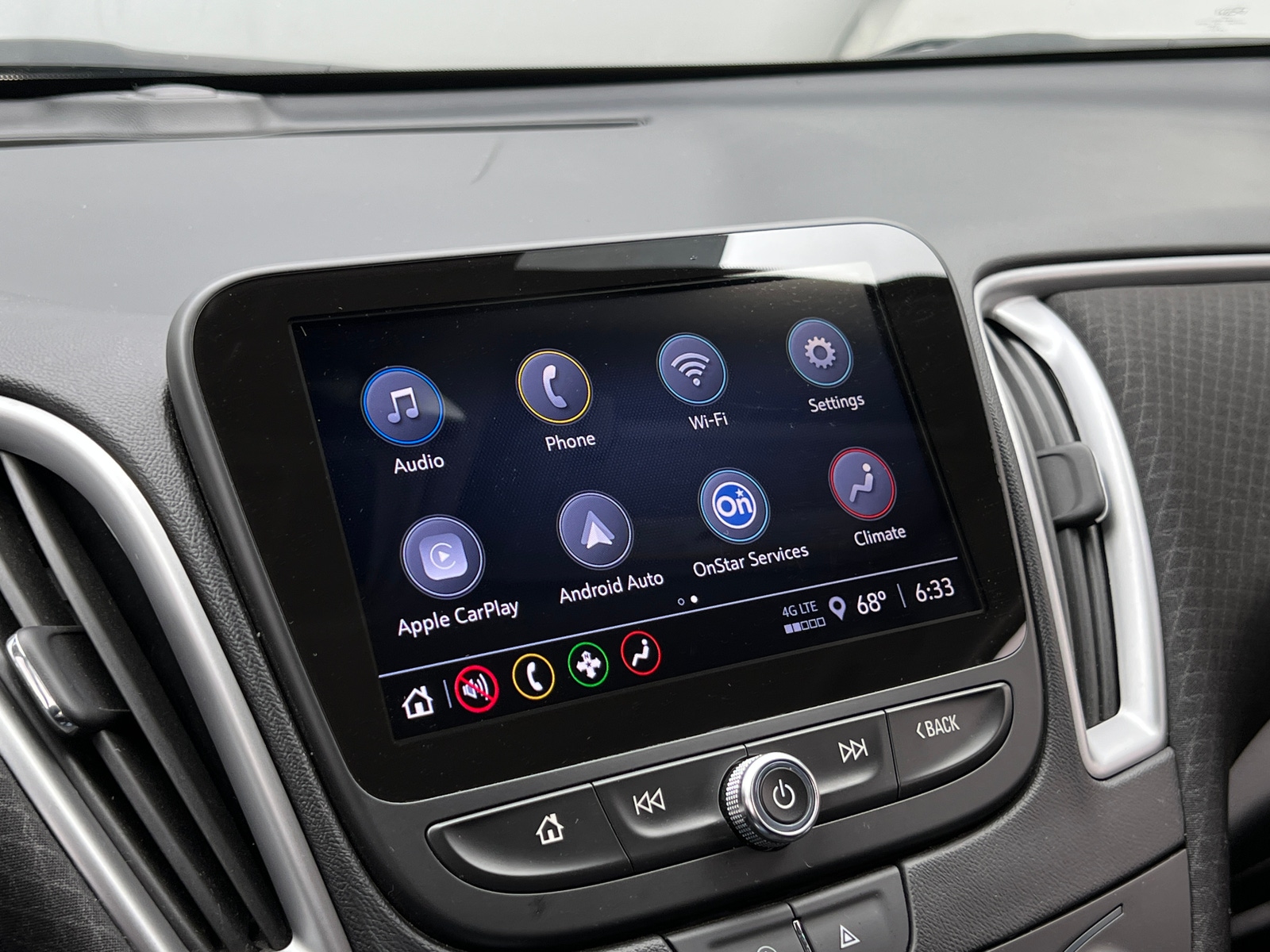 Thumbnail: 2024 Chevrolet Malibu - 4