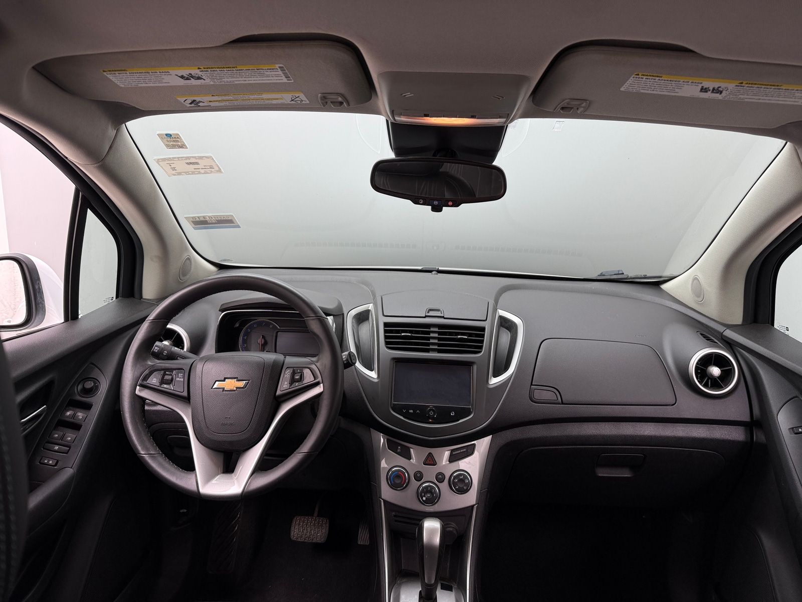Thumbnail: 2016 Chevrolet Trax - 3