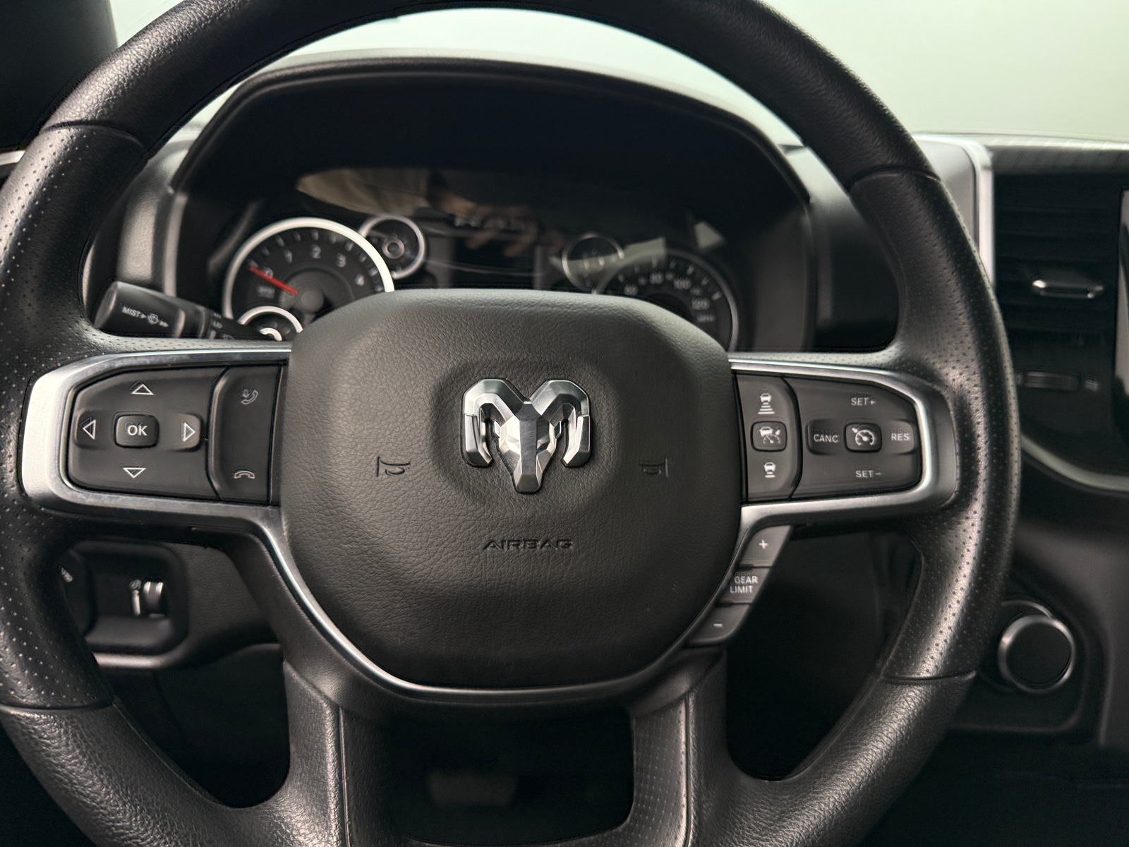 Thumbnail: 2025 RAM 1500 - 5