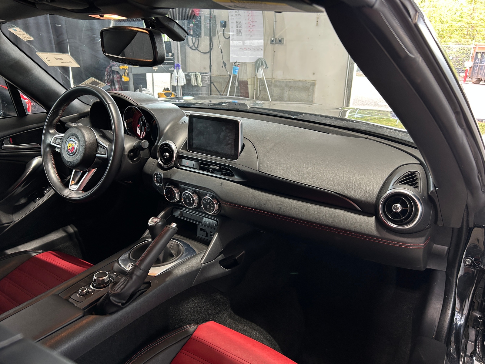 Thumbnail: 2019 Fiat 124 Spider - 2