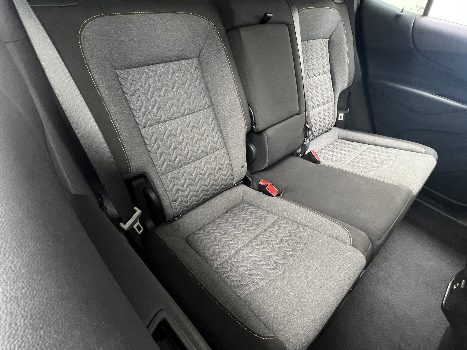 Thumbnail: 2022 Chevrolet Equinox - 6