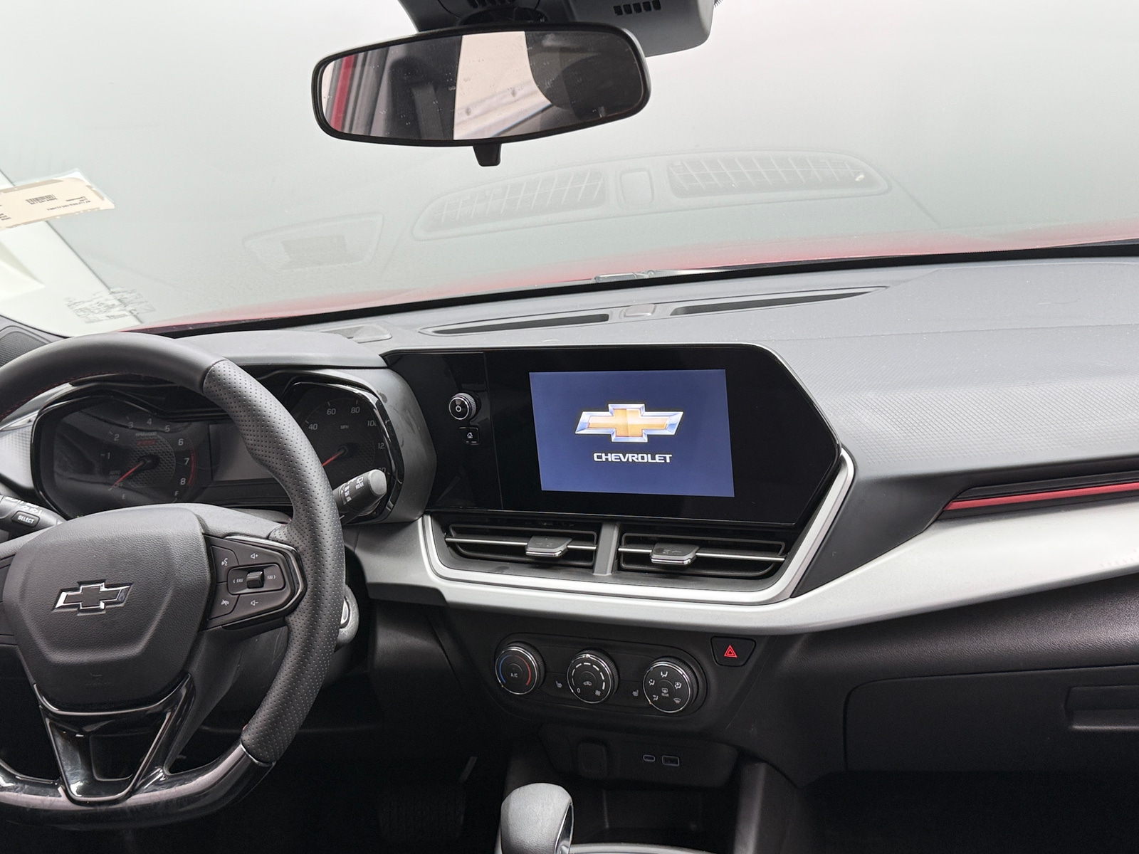 Thumbnail: 2025 Chevrolet Trax - 3
