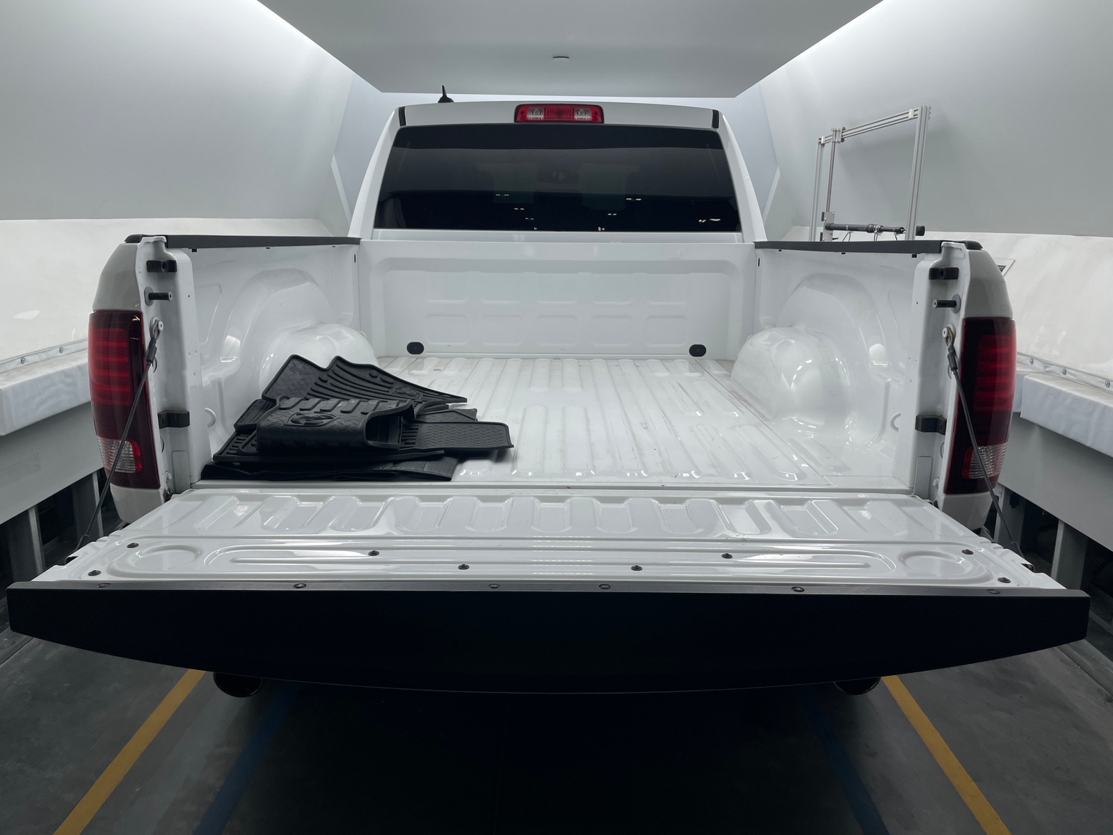Thumbnail: 2021 RAM 1500 Classic - 7