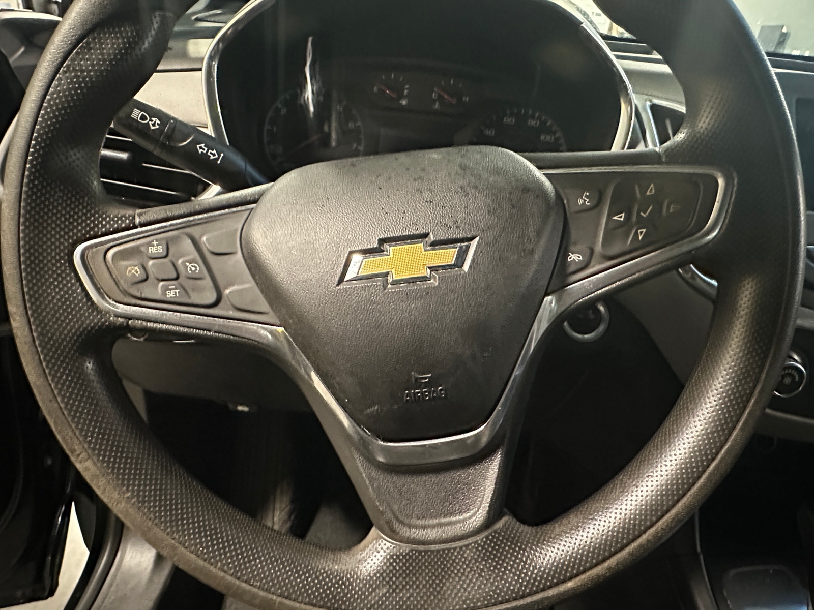 Thumbnail: 2019 Chevrolet Equinox - 5