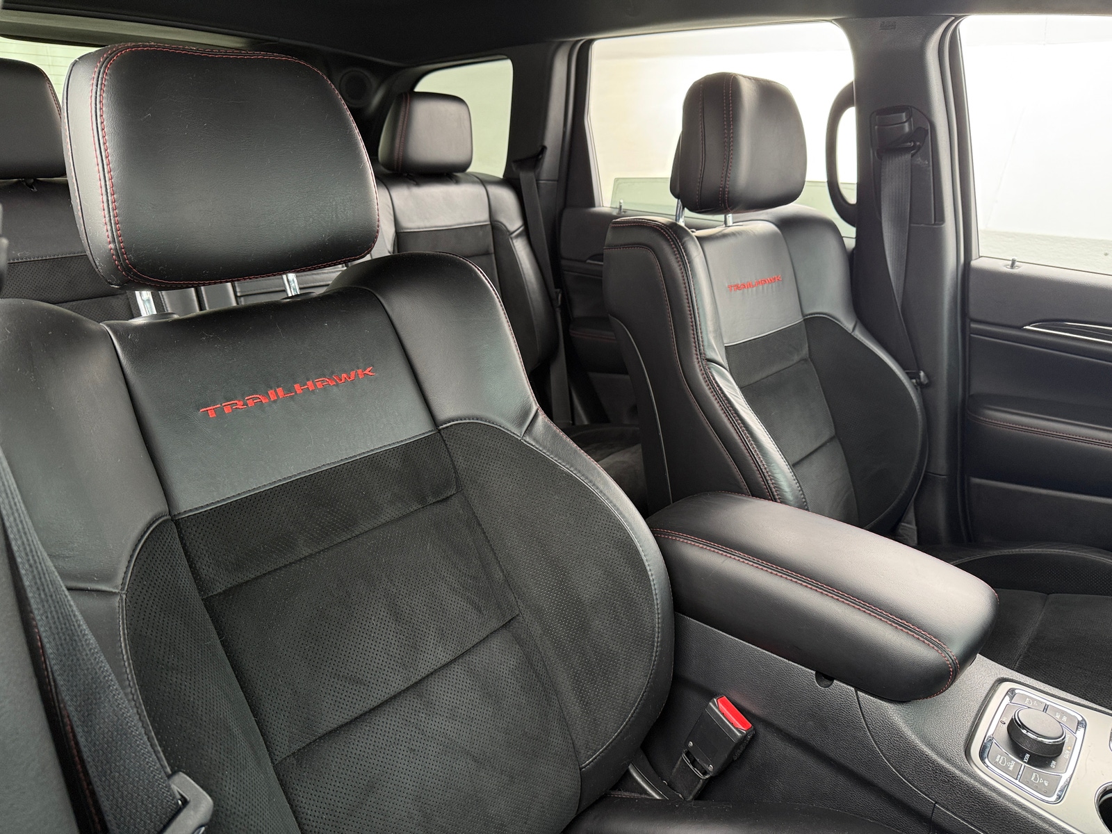 Thumbnail: 2017 Jeep Grand Cherokee - 2