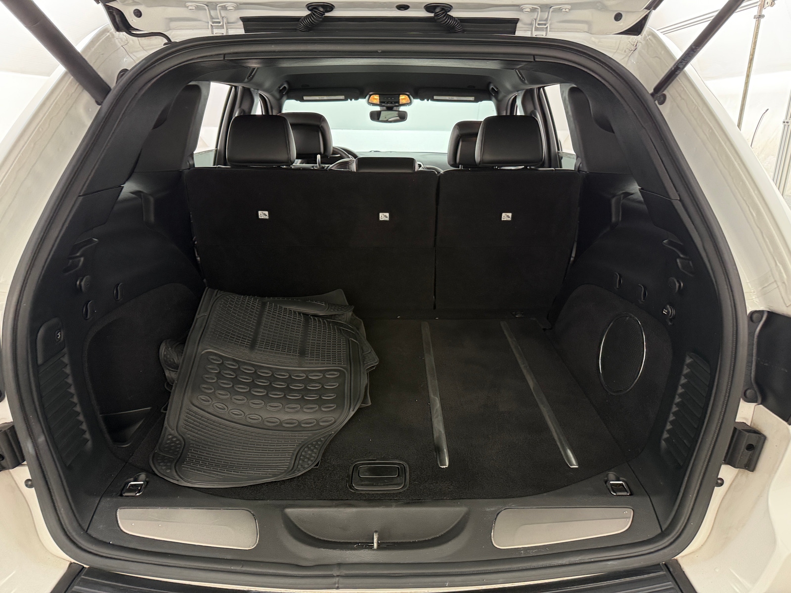 Thumbnail: 2017 Jeep Grand Cherokee - 7