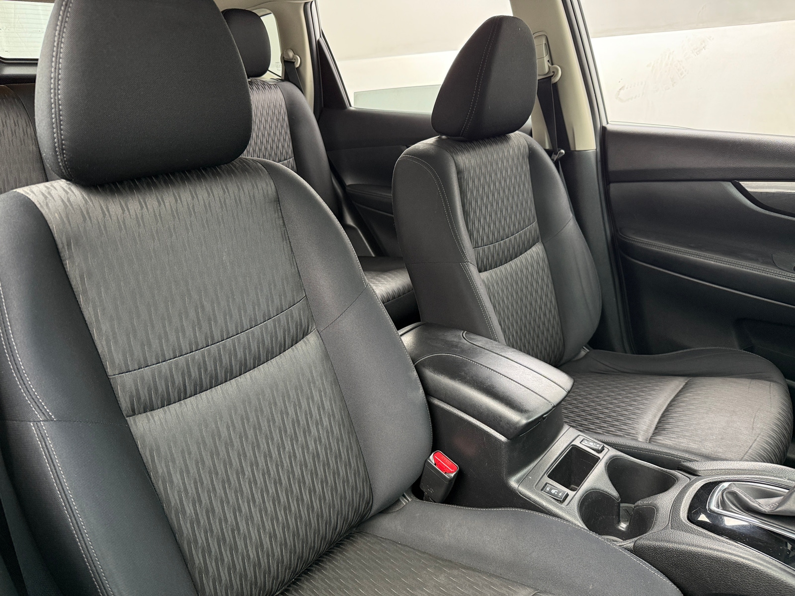 Thumbnail: 2018 Nissan Rogue - 2