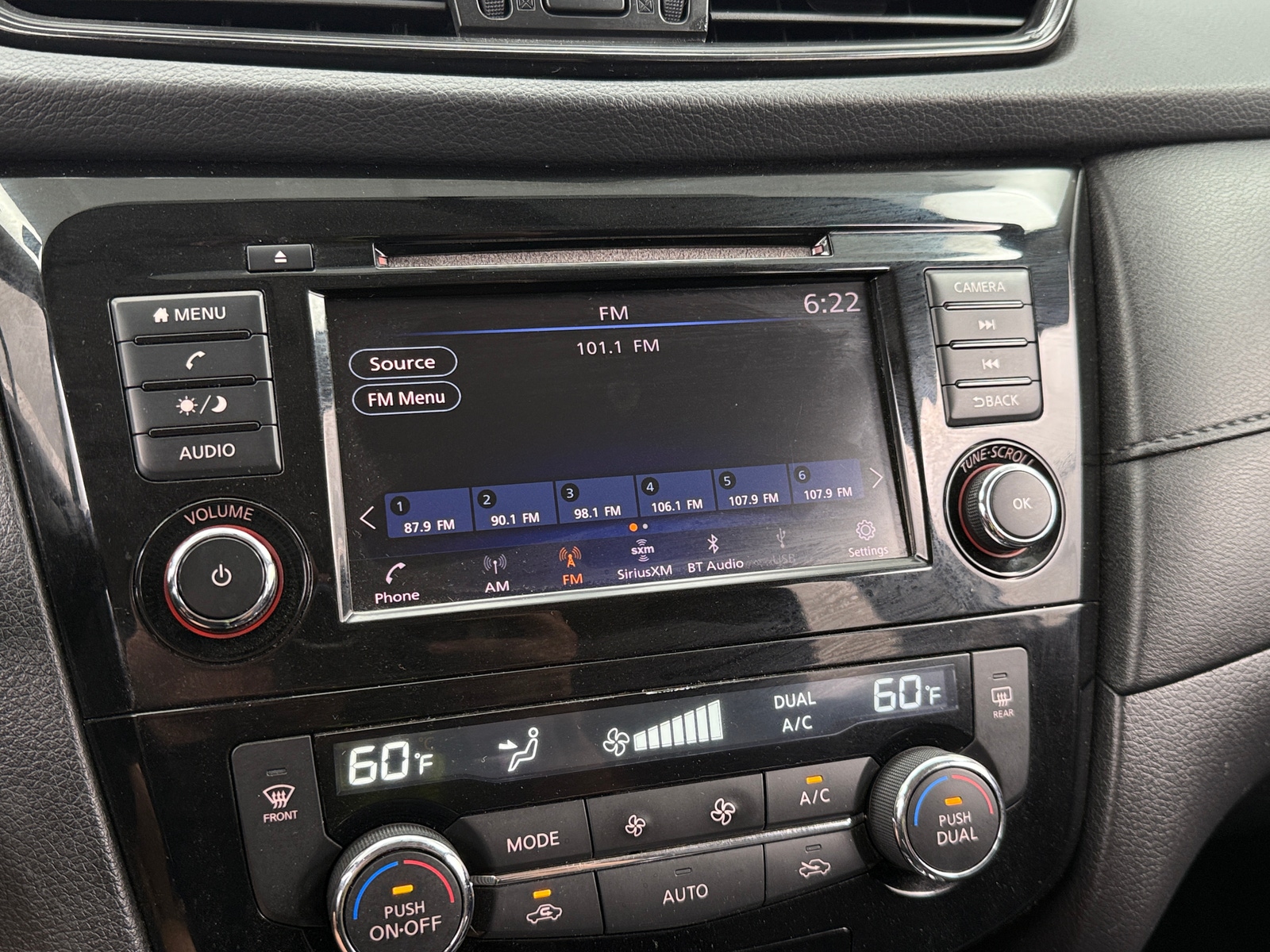 Thumbnail: 2018 Nissan Rogue - 4