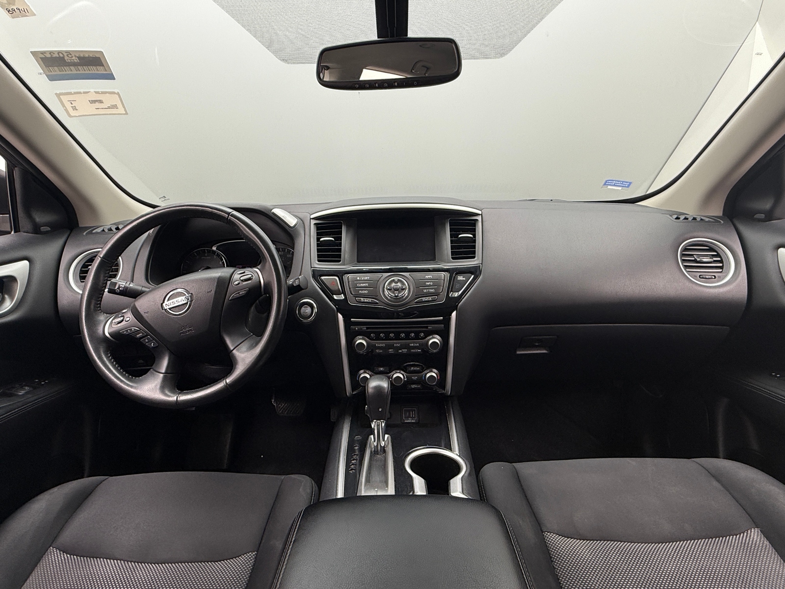 Thumbnail: 2019 Nissan Pathfinder - 3