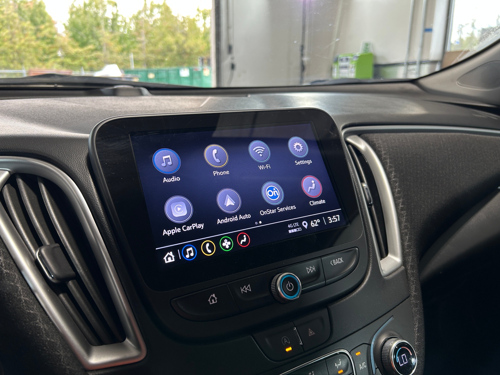 Thumbnail: 2024 Chevrolet Malibu - 4