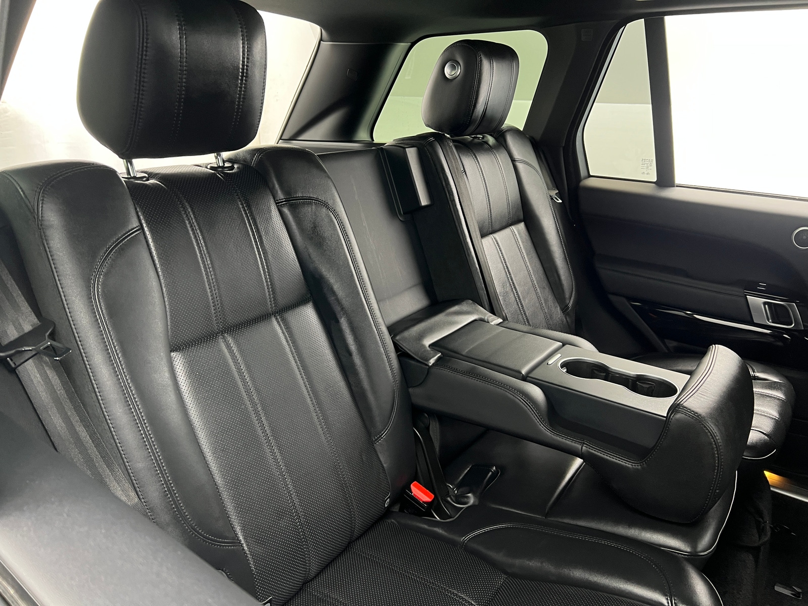 Thumbnail: 2017 Land Rover Range Rover - 5