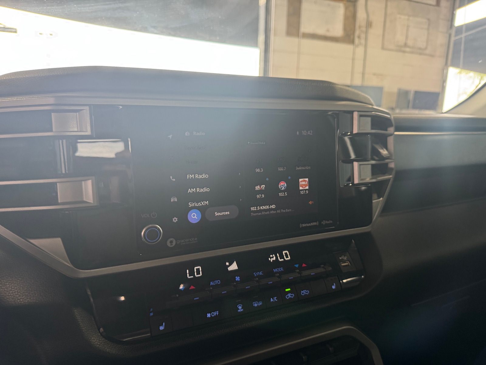 Thumbnail: 2022 Toyota Tundra - 4
