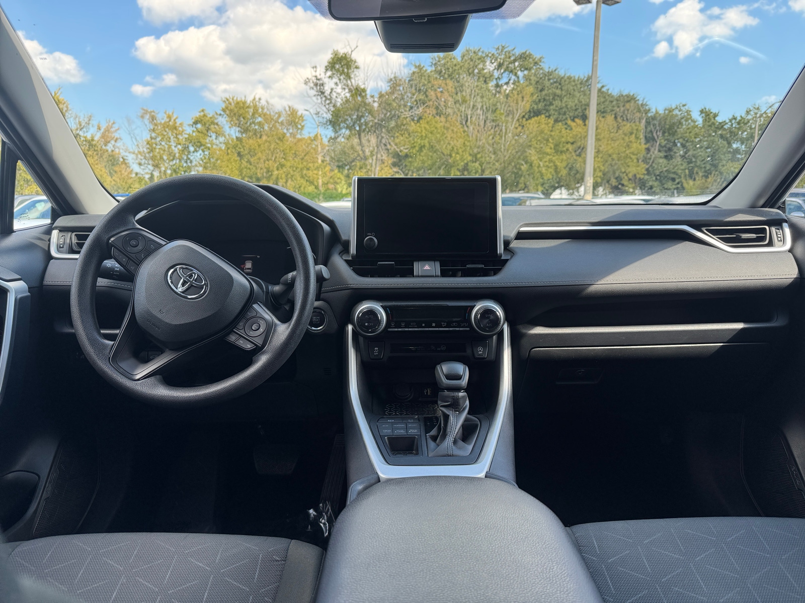 Thumbnail: 2025 Toyota RAV4 - 3