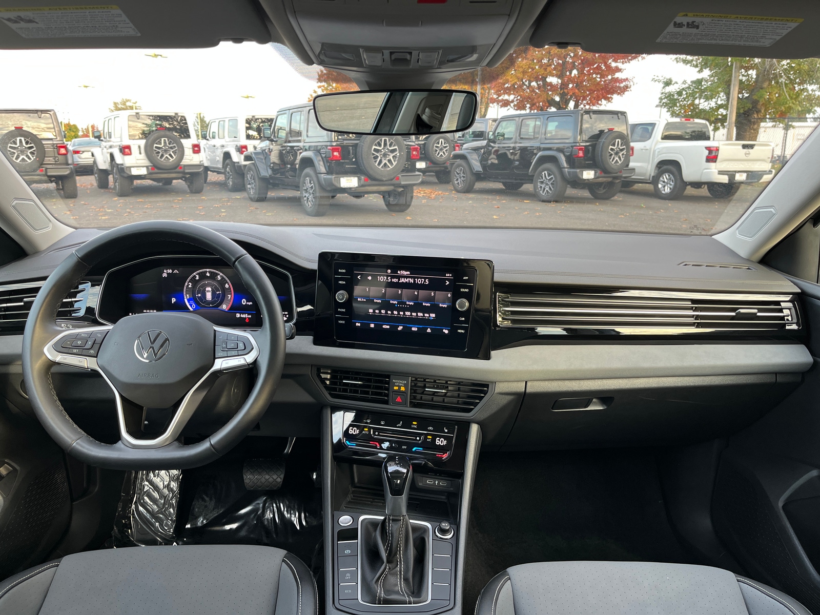 Thumbnail: 2025 Volkswagen Jetta - 3