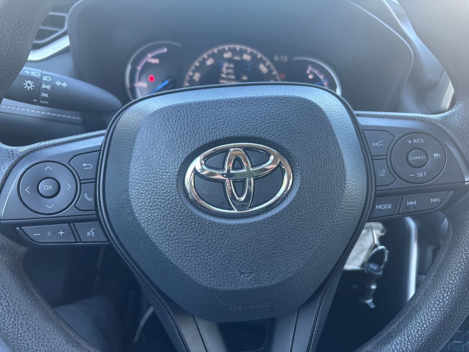 Thumbnail: 2025 Toyota RAV4 - 5