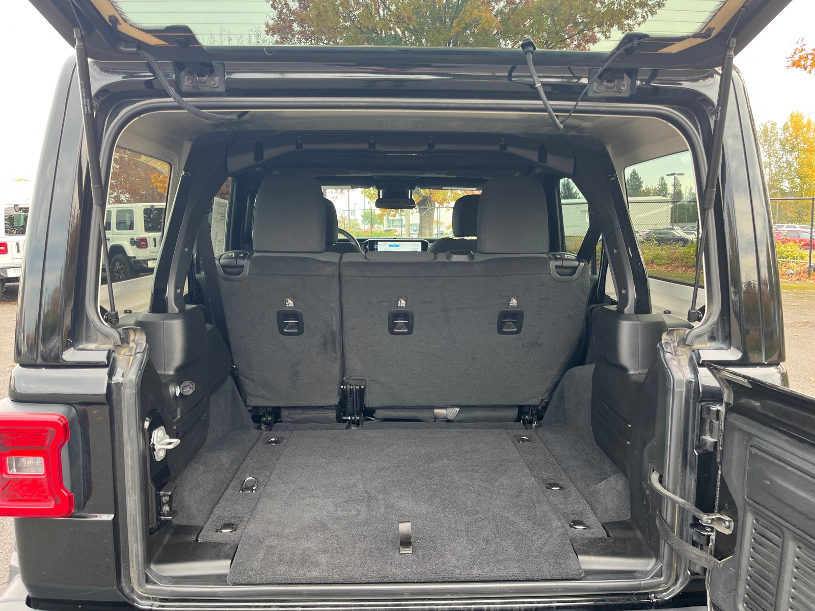 Thumbnail: 2025 Jeep Wrangler - 6