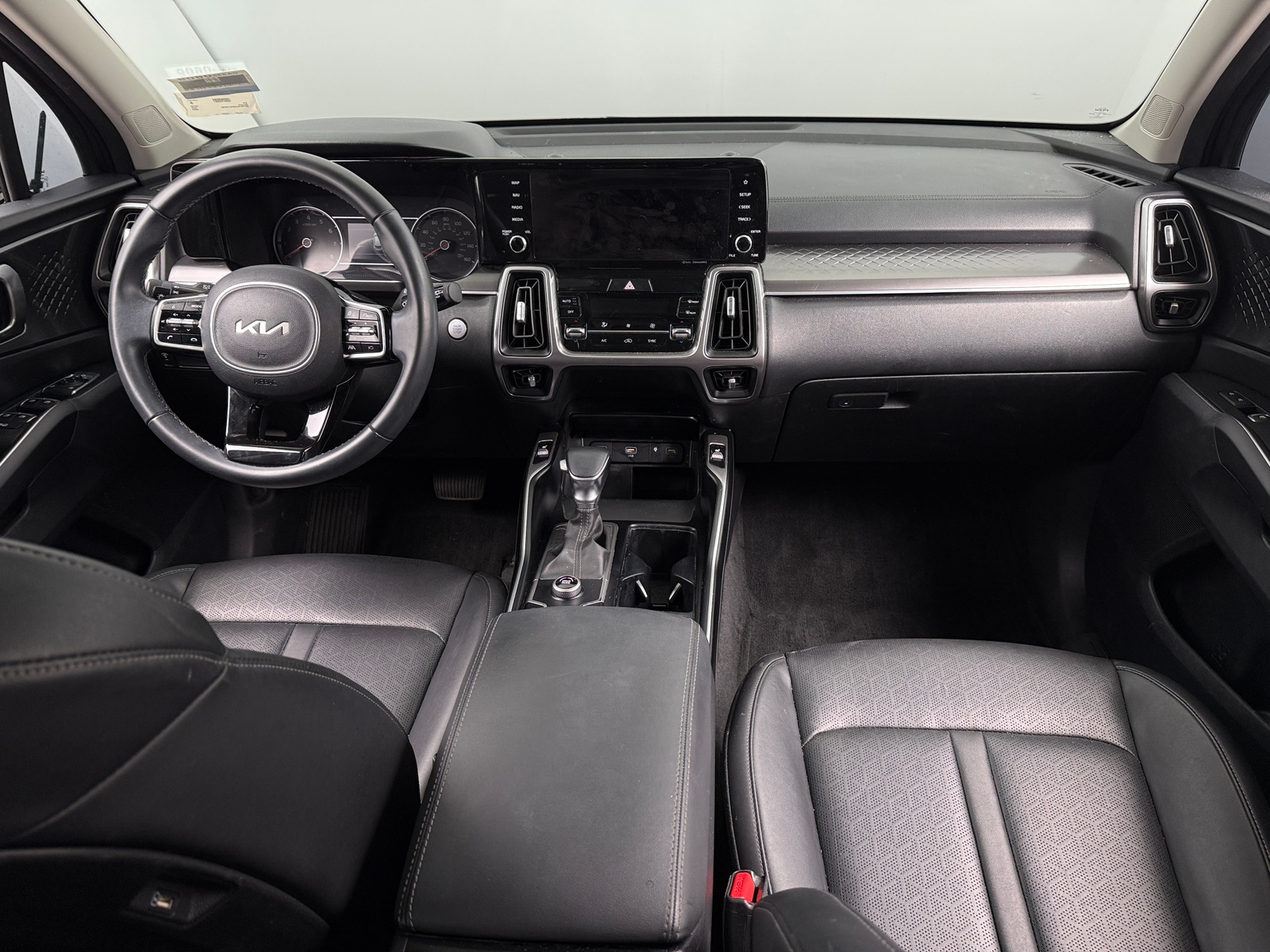 Thumbnail: 2023 Kia Sorento - 2