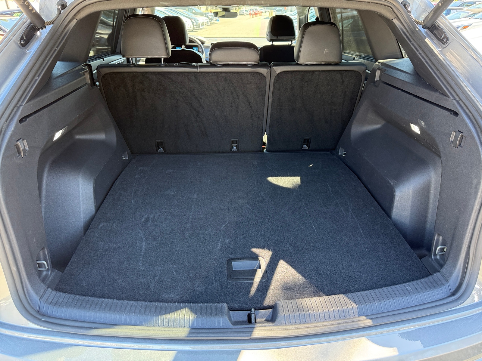 Thumbnail: 2025 Volkswagen Atlas - 4