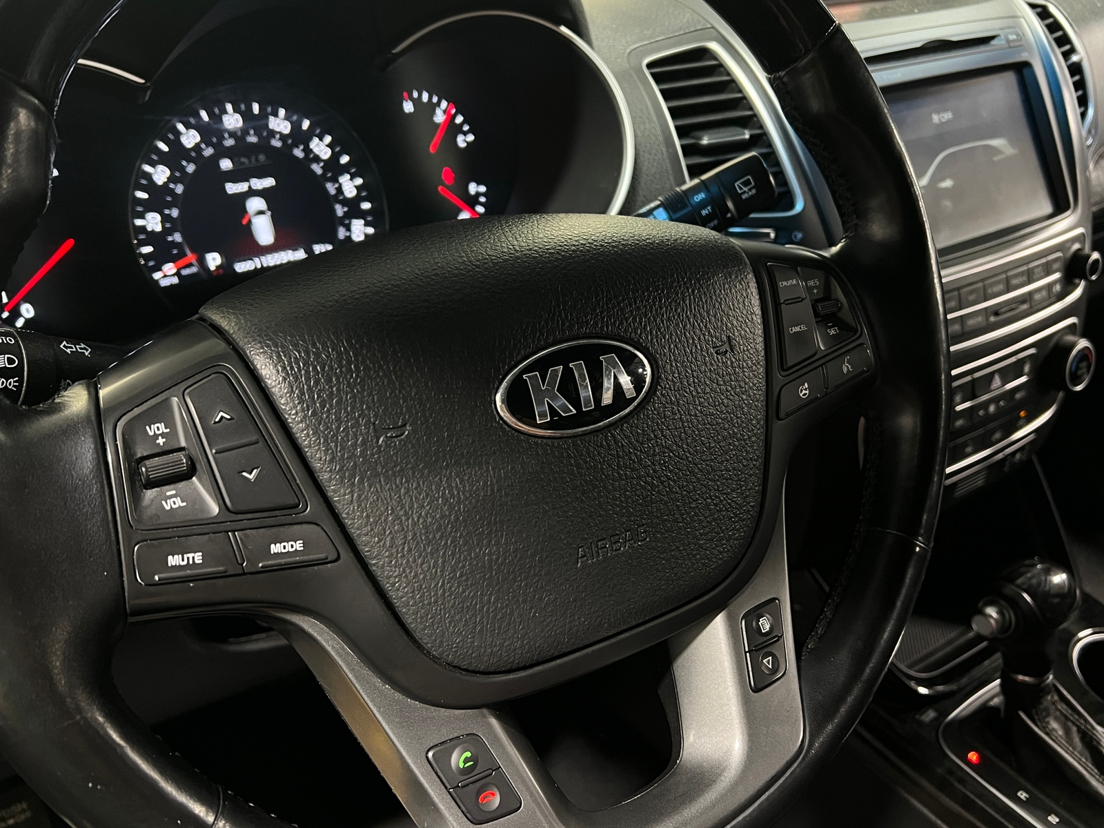 Thumbnail: 2014 Kia Sorento - 4