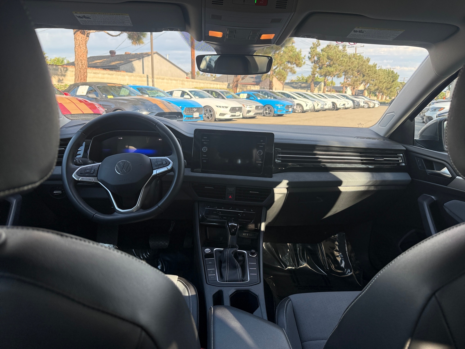 Thumbnail: 2025 Volkswagen Jetta - 3