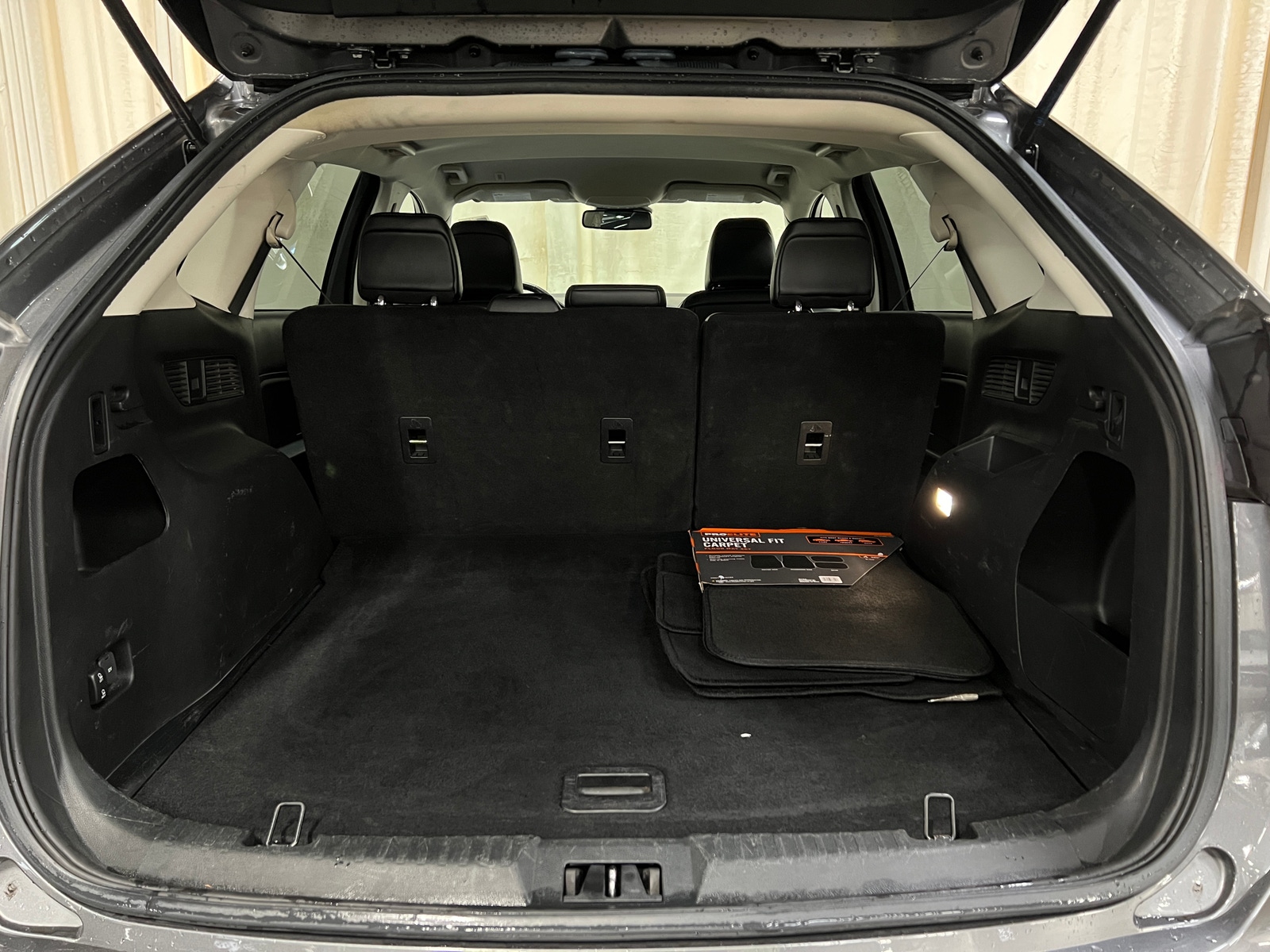 Thumbnail: 2023 Ford Edge - 6