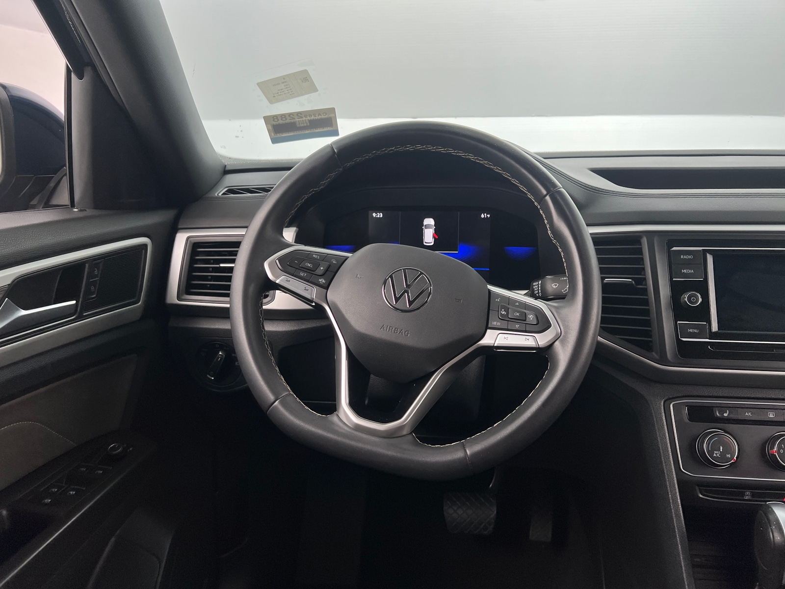 Thumbnail: 2022 Volkswagen Atlas - 4