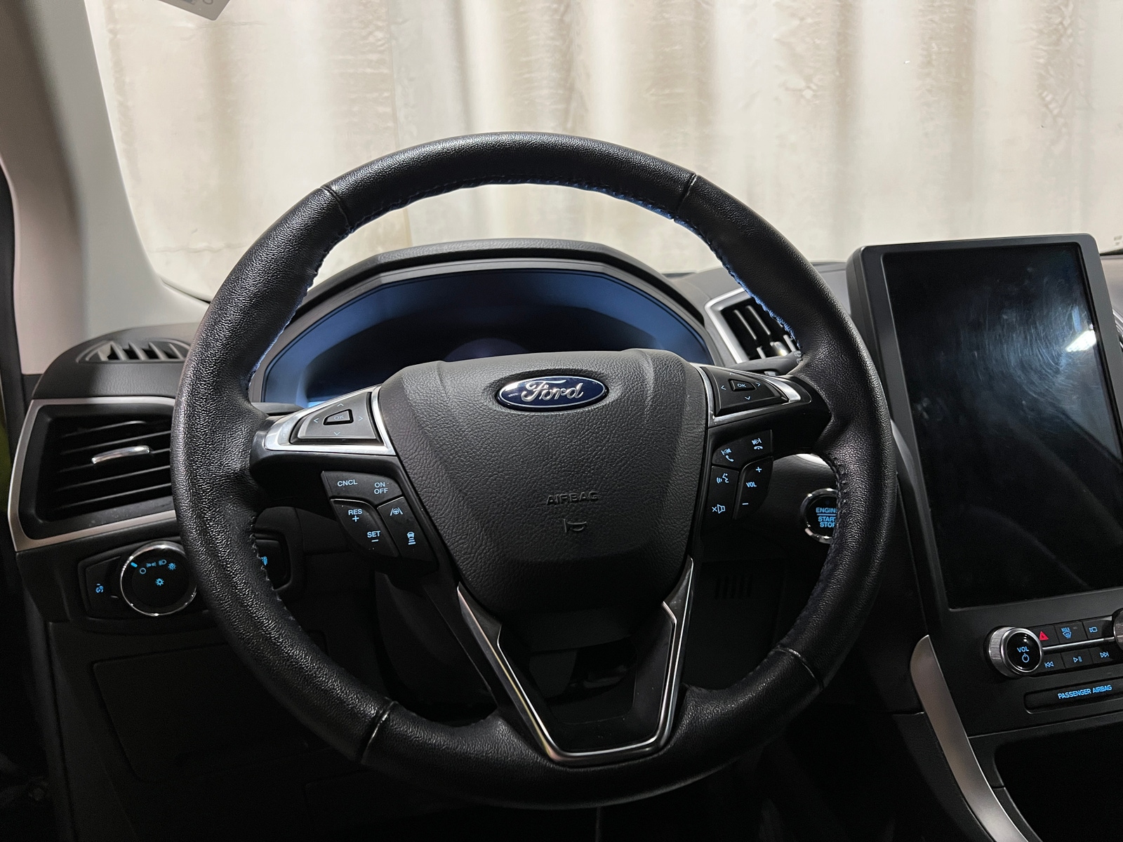 Thumbnail: 2024 Ford Edge - 4